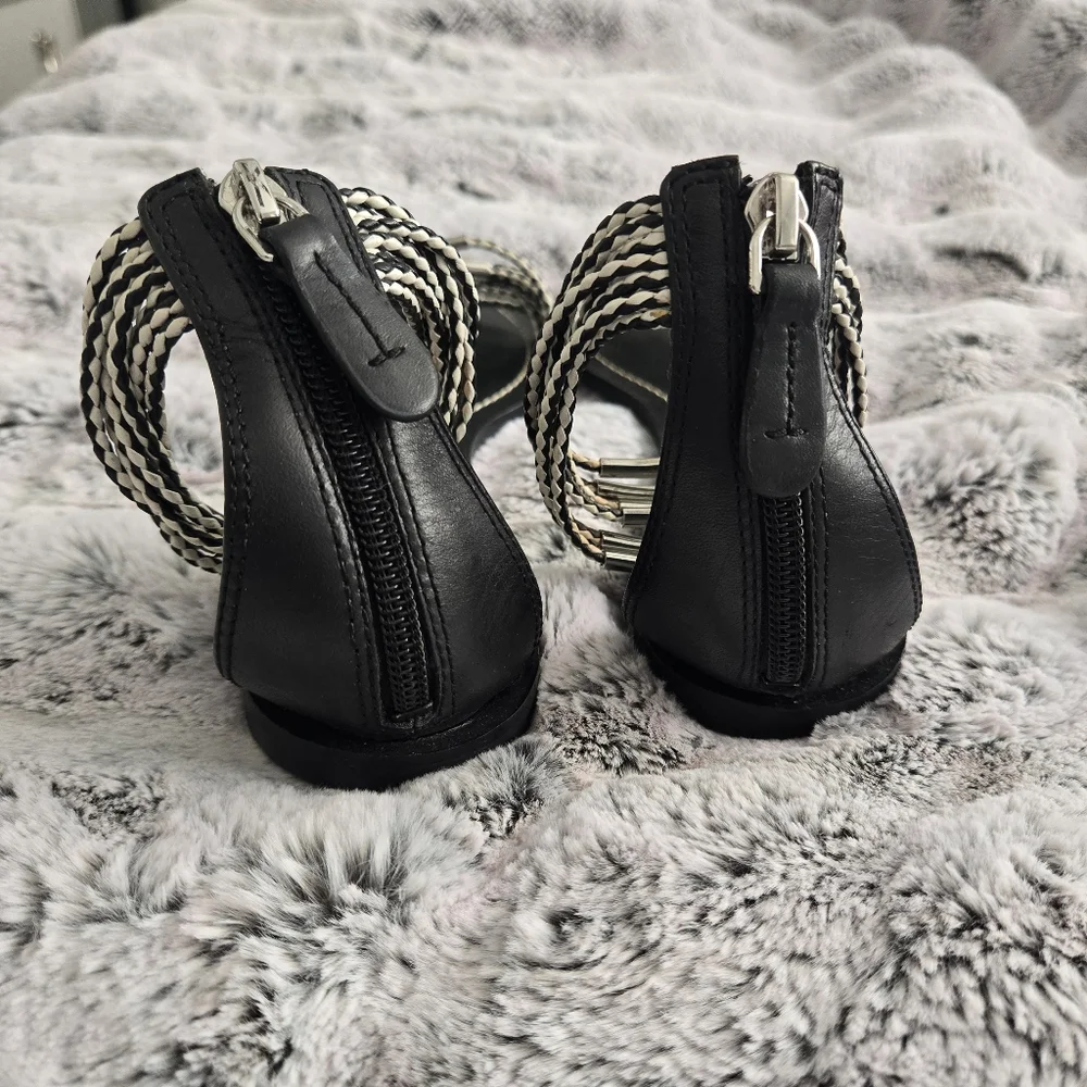 Tory Burch Mignon Braided Leather Sandals -‎ 6.5 - LIKE NEW